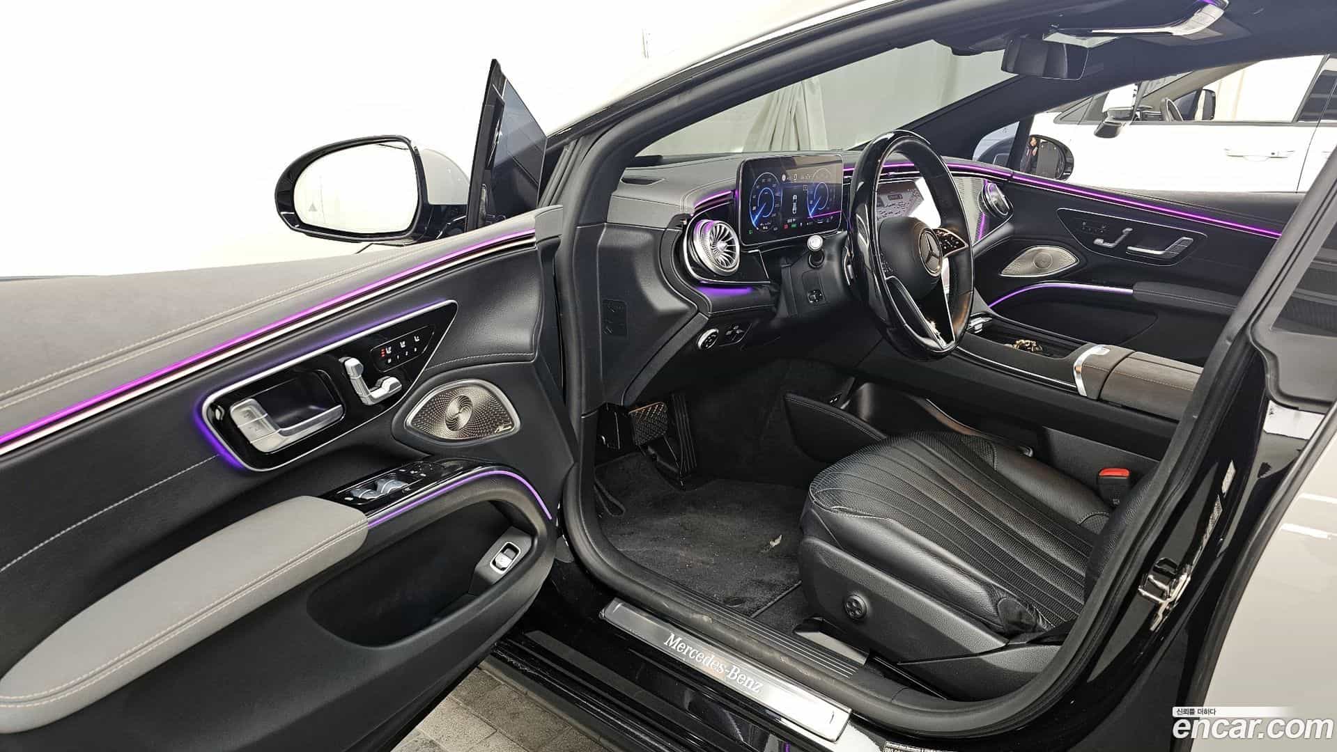 EQS Mercedes-Benz 2023.10-INNER-010