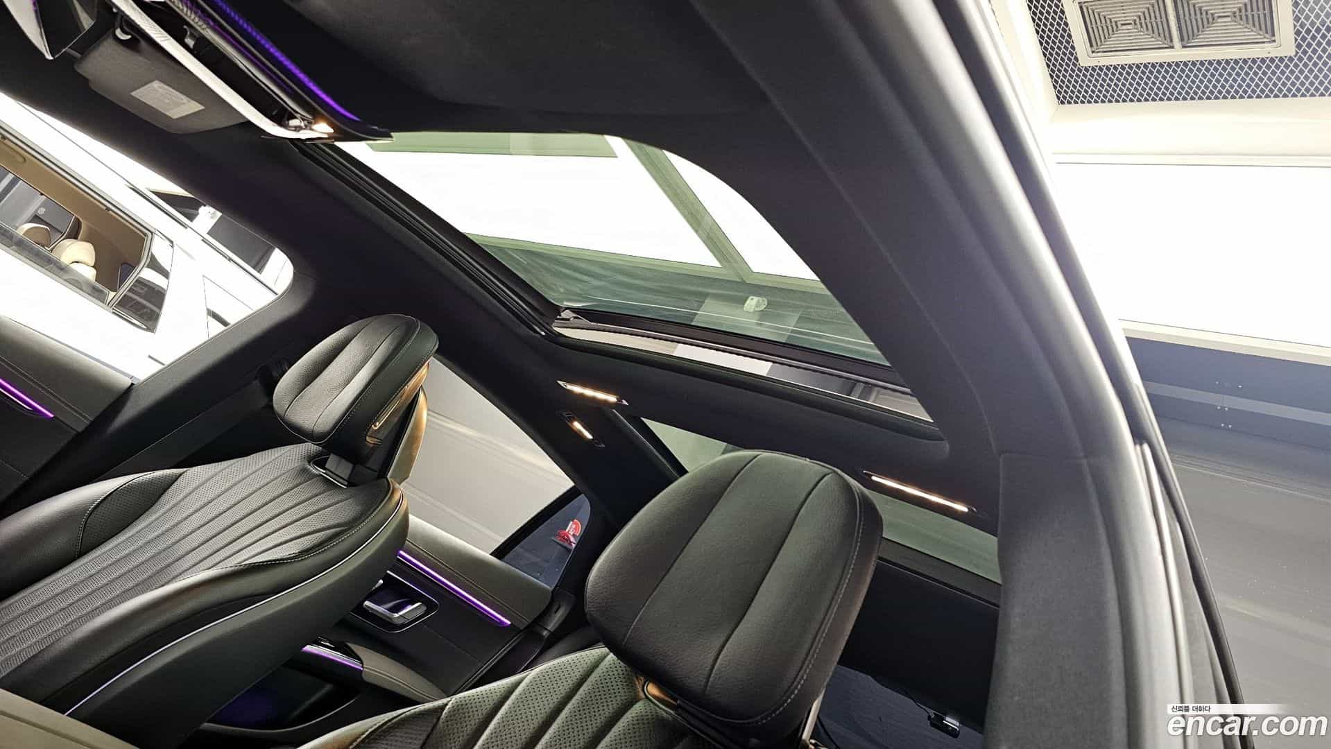 EQS Mercedes-Benz 2023.10-OPTION-023