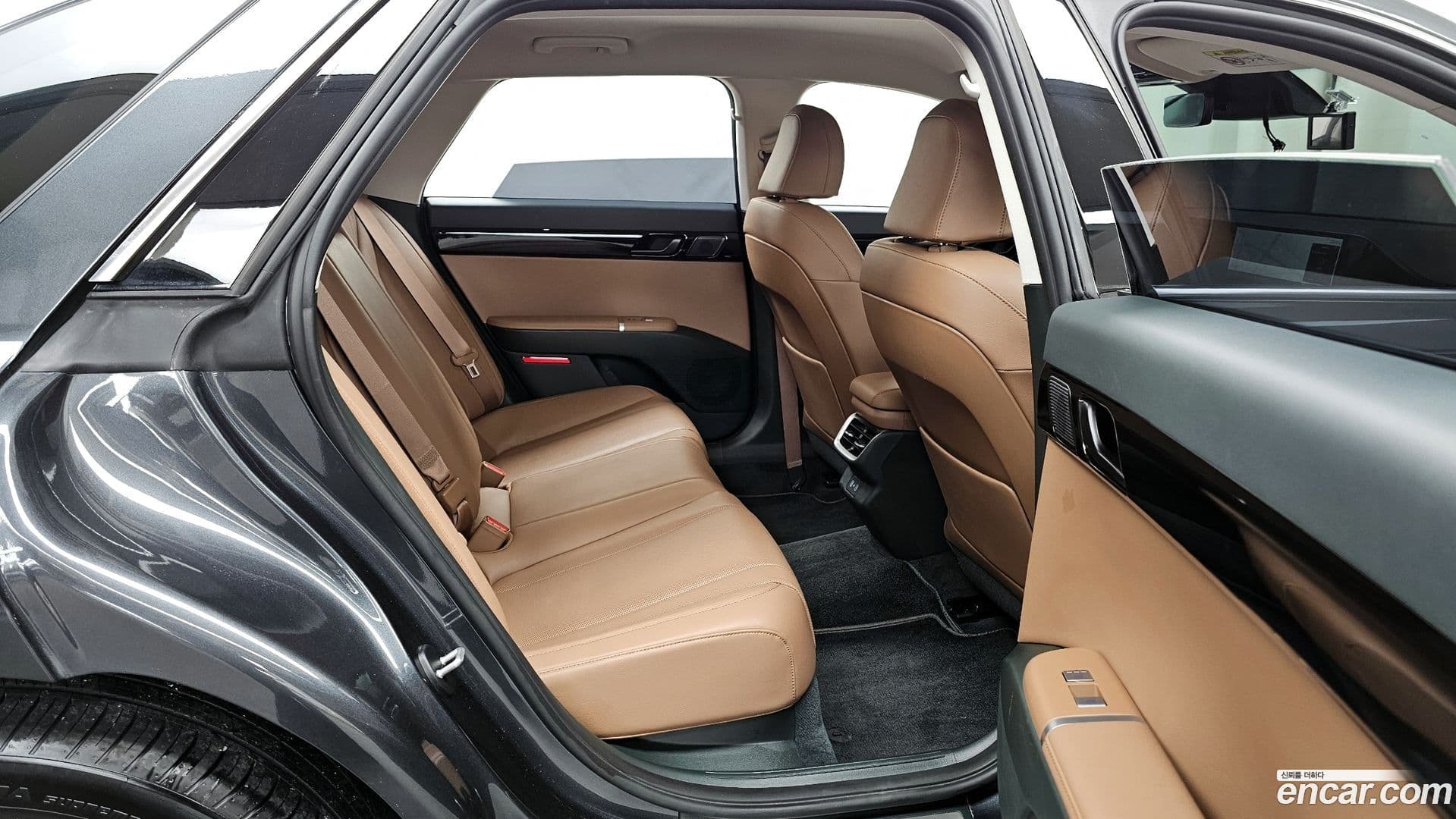 Main__Slider__Photo:Grandeur Hyundai 2023.11-11