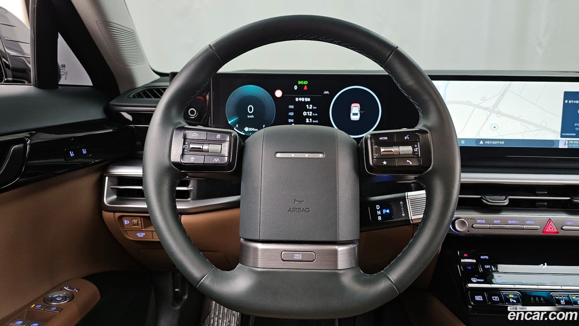 Main__Slider__Photo:Grandeur Hyundai 2023.11-12