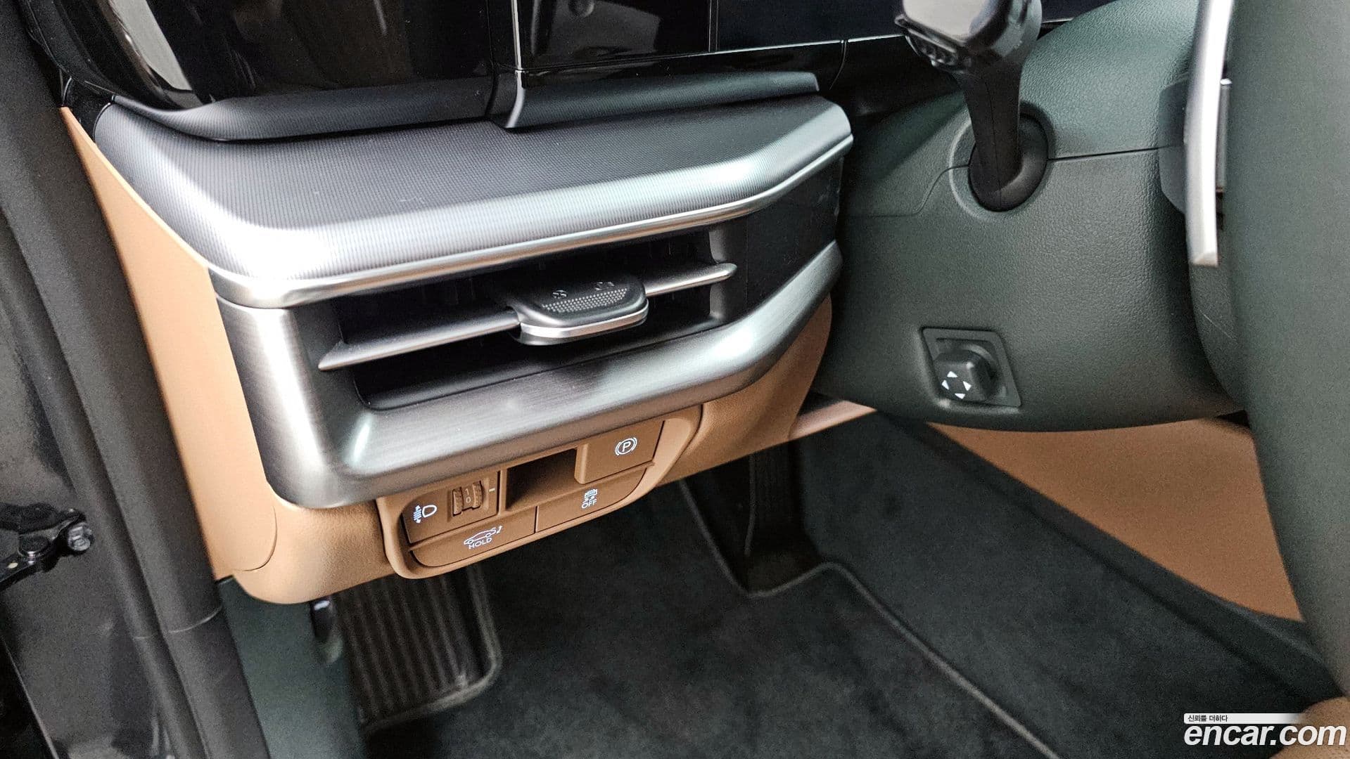 Main__Slider__Photo:Grandeur Hyundai 2023.11-17