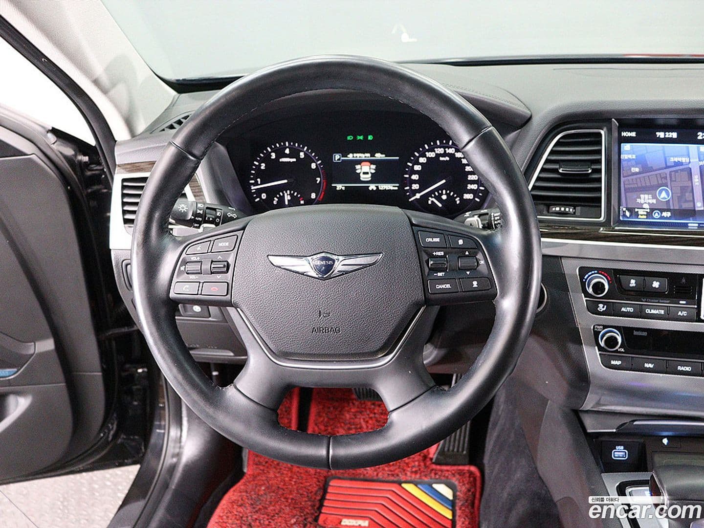 Main__Slider__Photo:G80 Genesis 2019.3-12