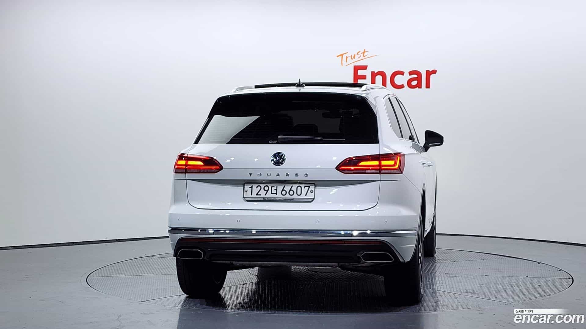 Touareg Volkswagen 2020.3-OUTER-004