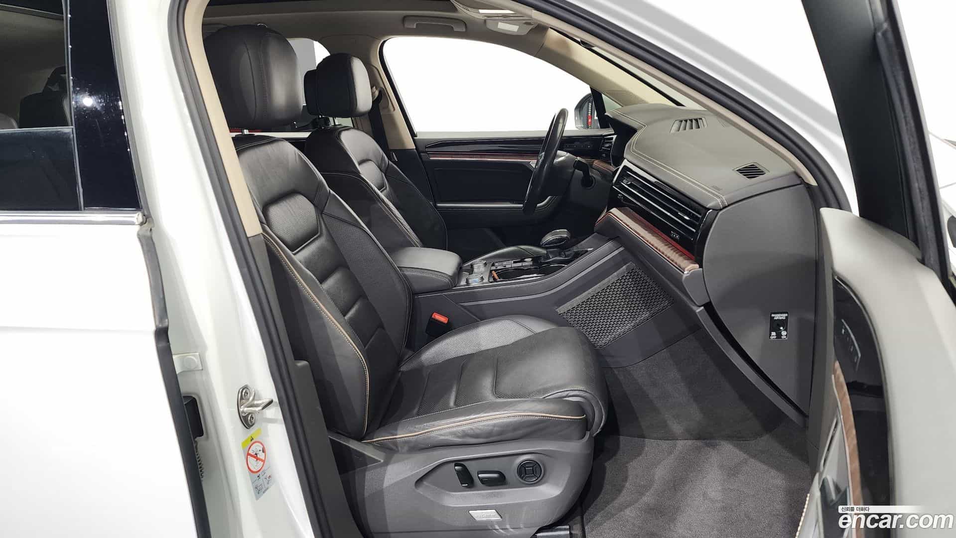 Touareg Volkswagen 2020.3-OPTION-015