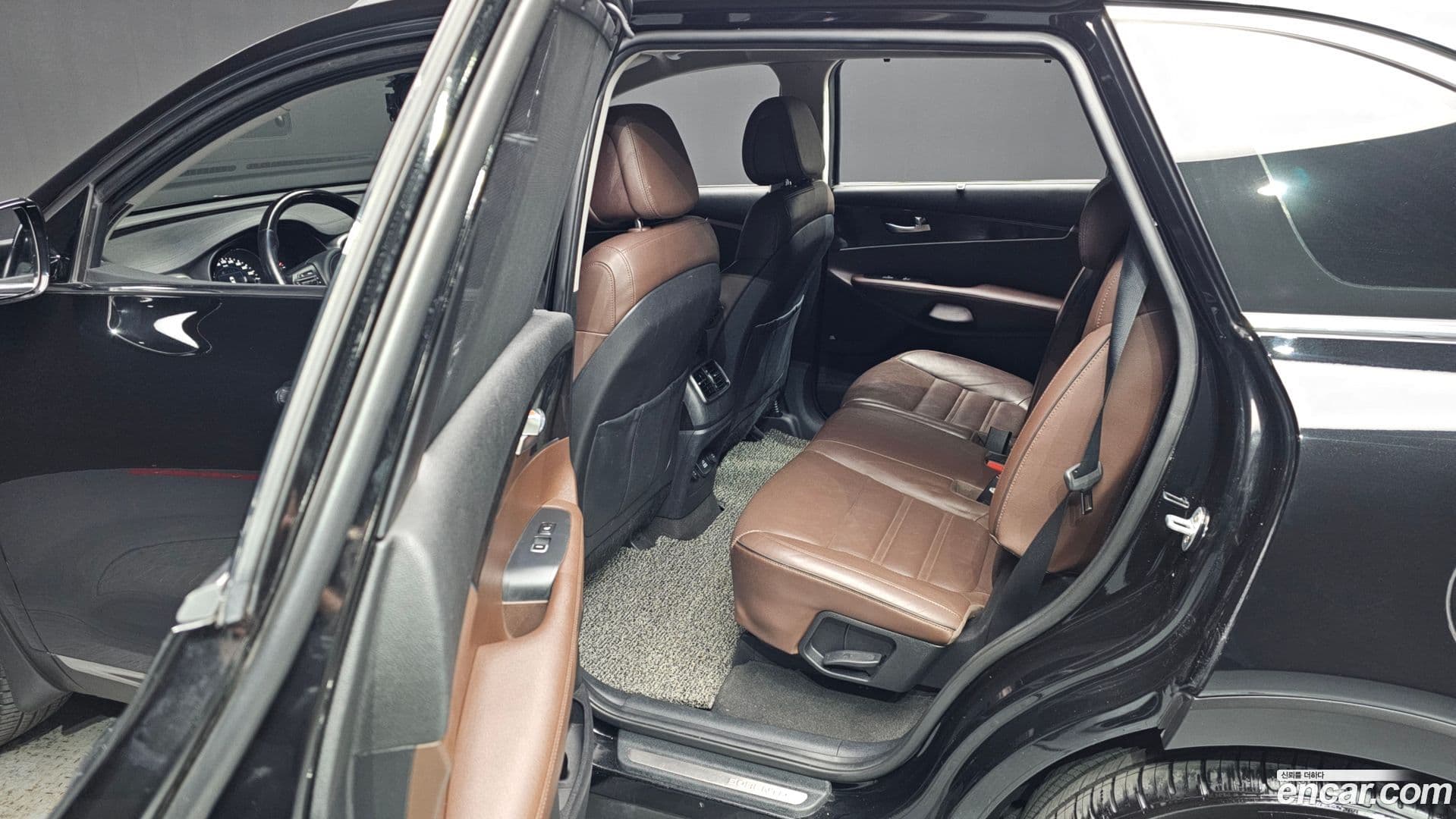 Main__Slider__Photo:Sorento Kia 2015.10-12