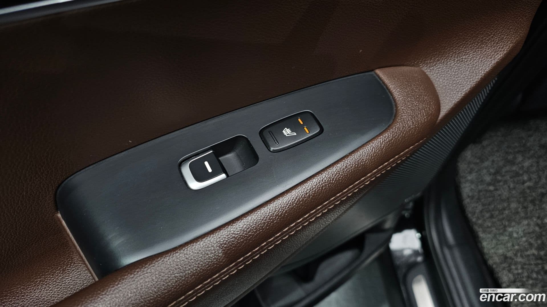 Main__Slider__Photo:Sorento Kia 2015.10-18