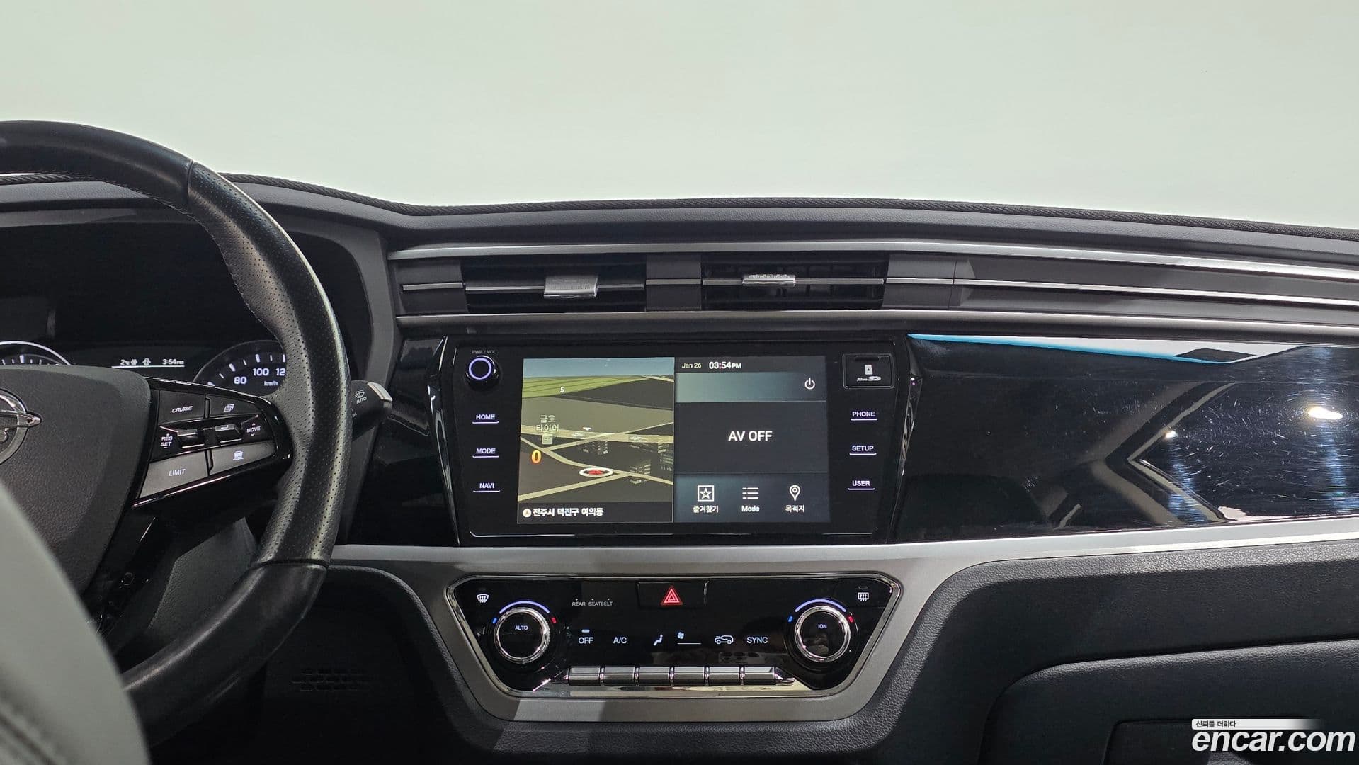 Main__Slider__Photo:KORANDO KG_Mobility_Ssangyong 2020.9-15