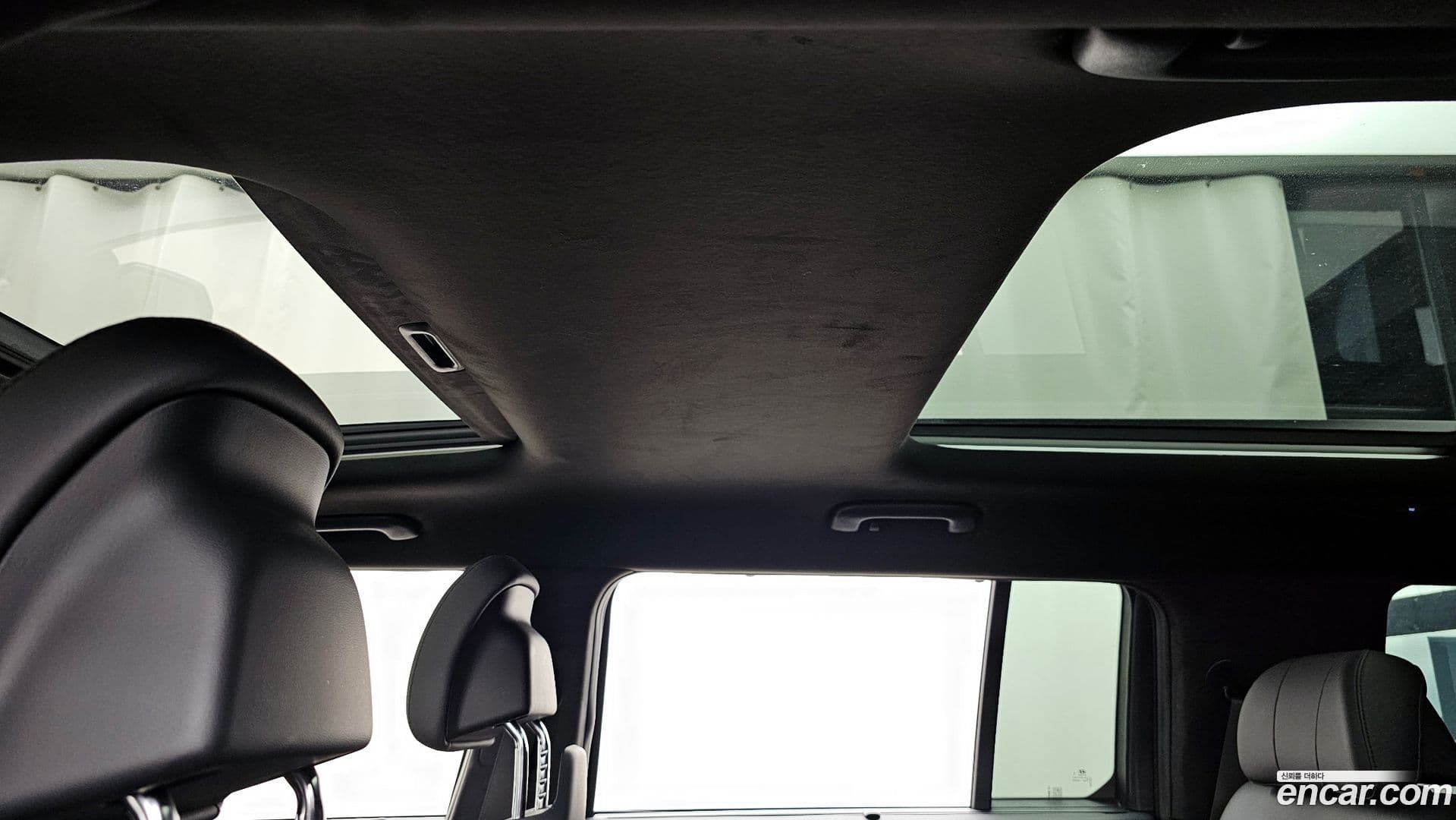 Main__Slider__Photo:Santafe Hyundai 2023.9-18