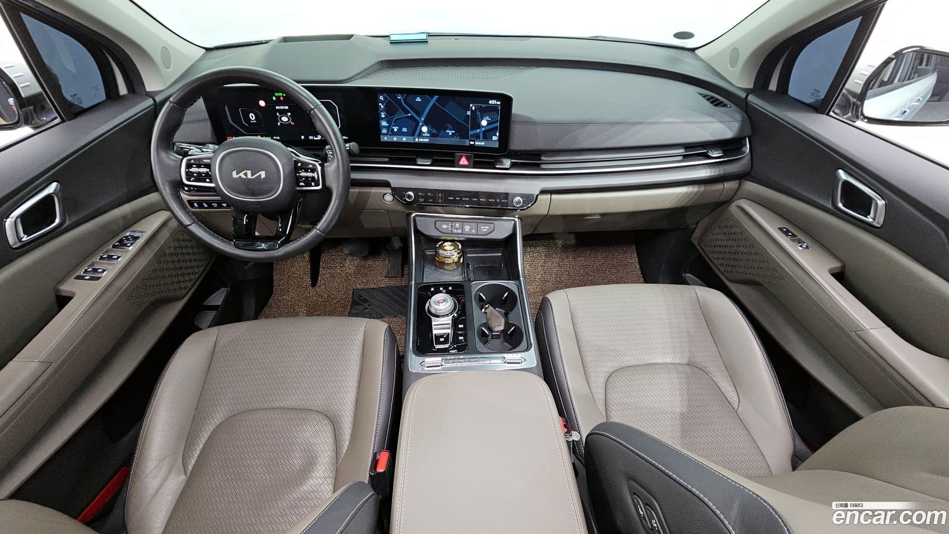 Main__Slider__Photo:Canival Kia 2024.2-6