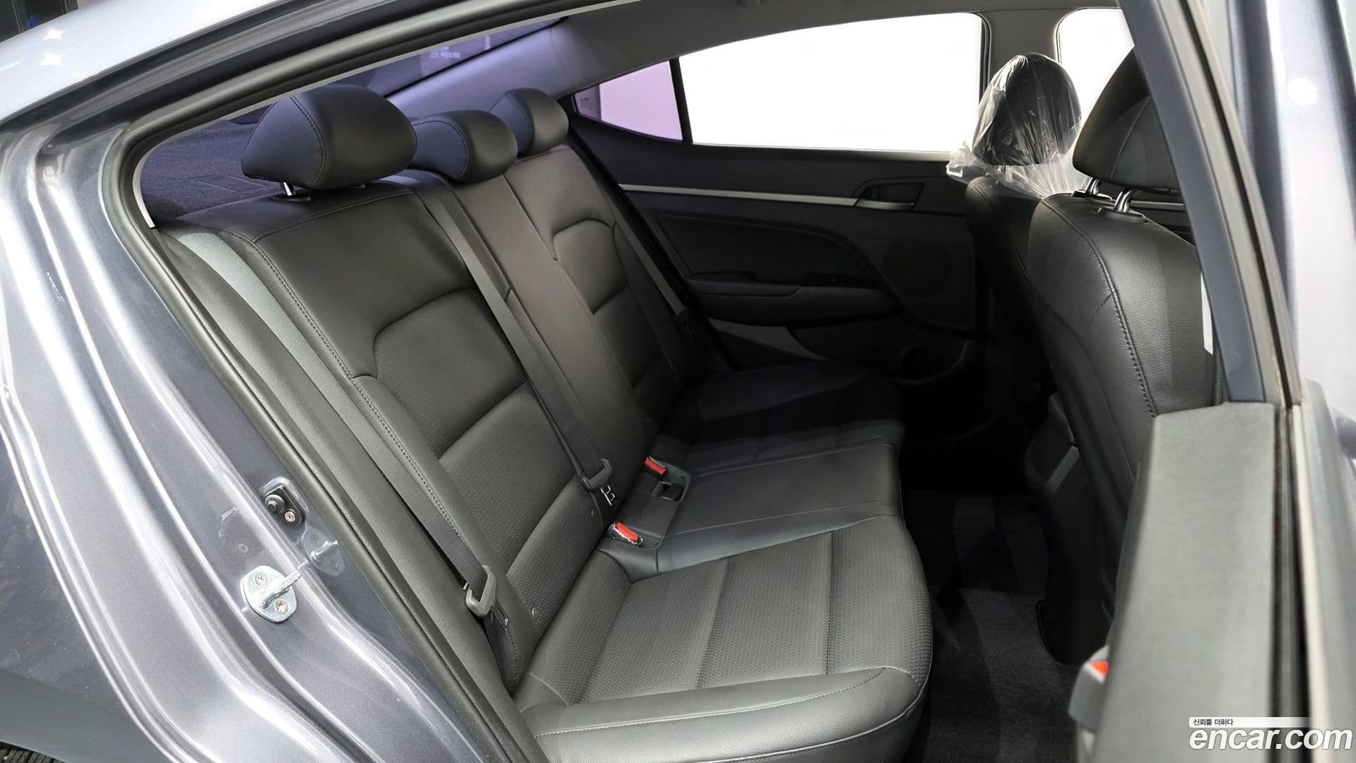 Main__Slider__Photo:AVANTE Hyundai 2017.7-11