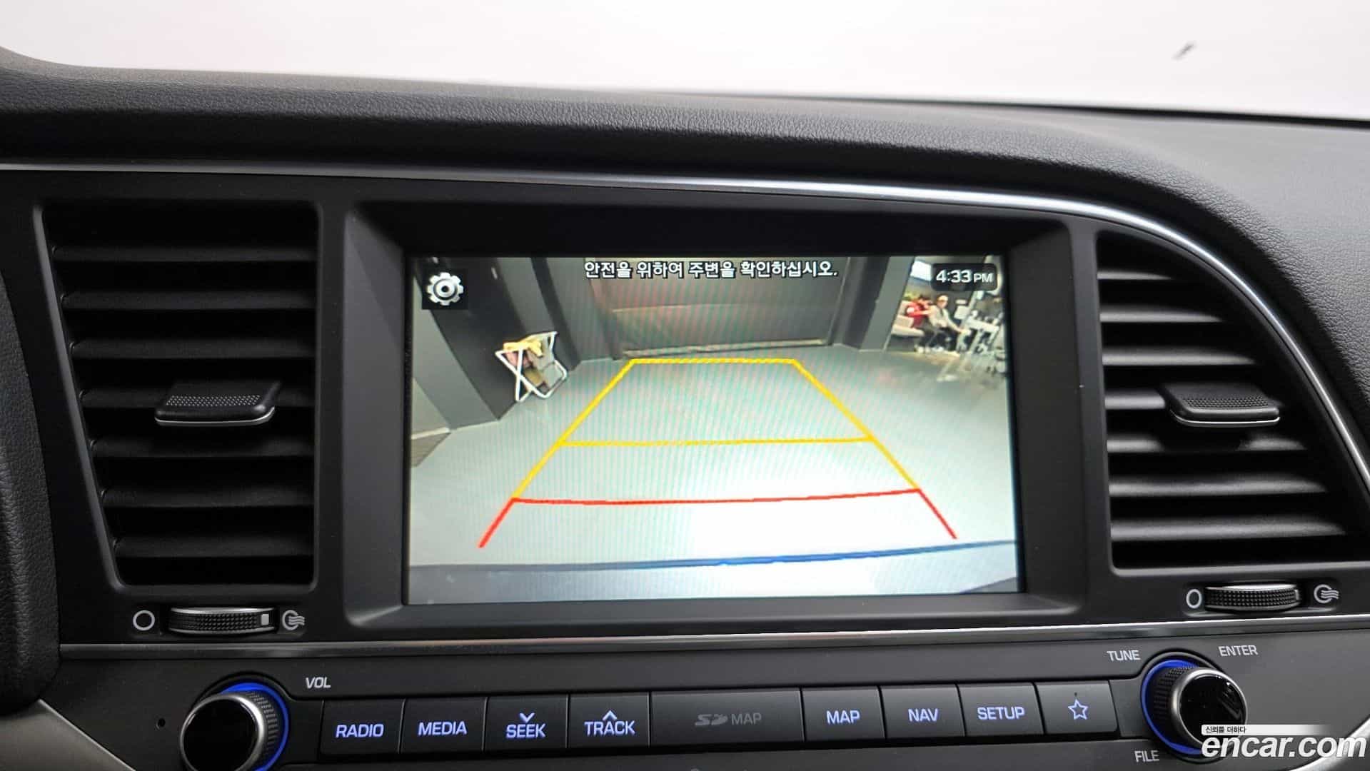 AVANTE Hyundai 2017.7-OPTION-020