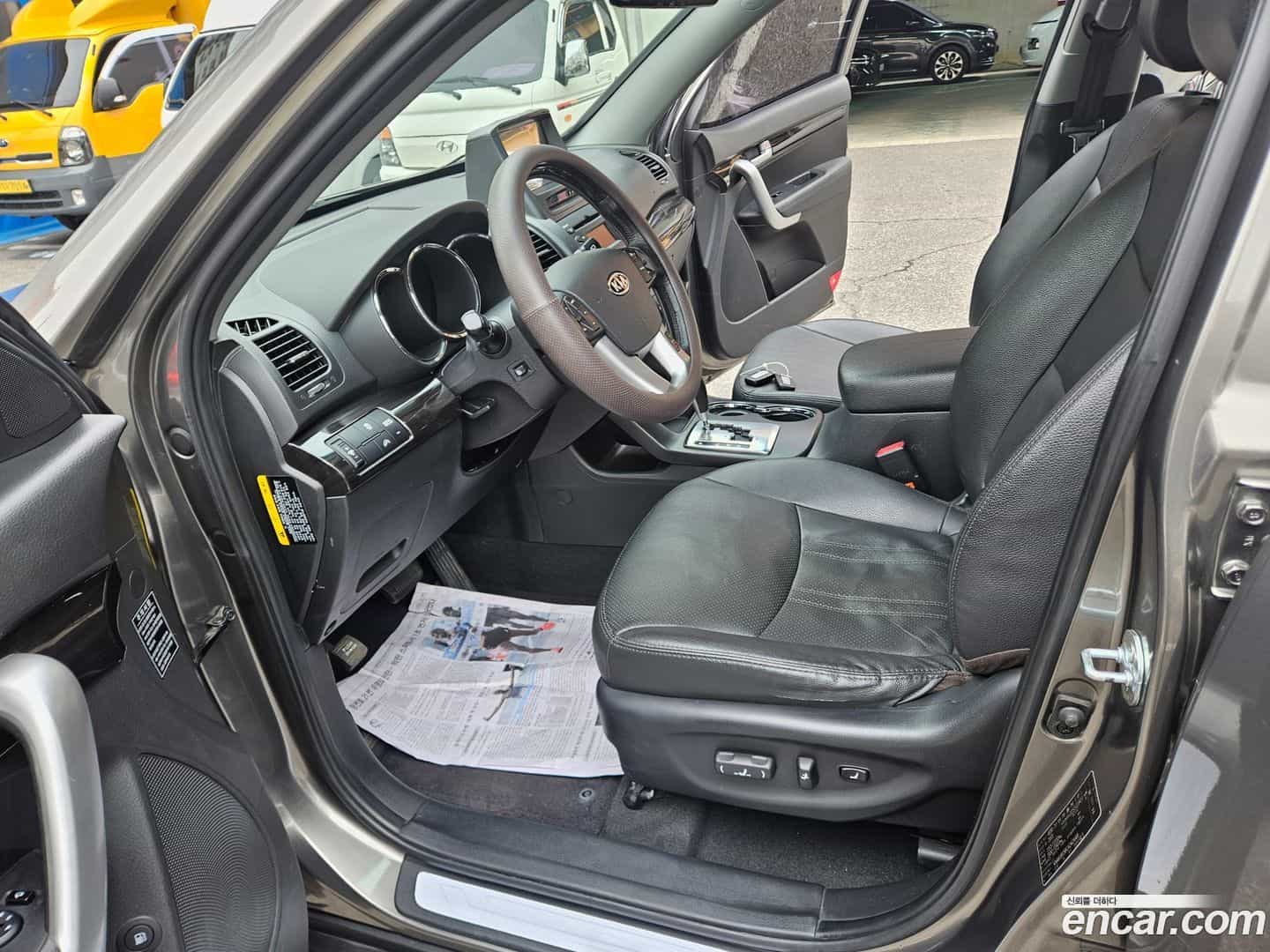 Sorento Kia 2011.8-INNER-008