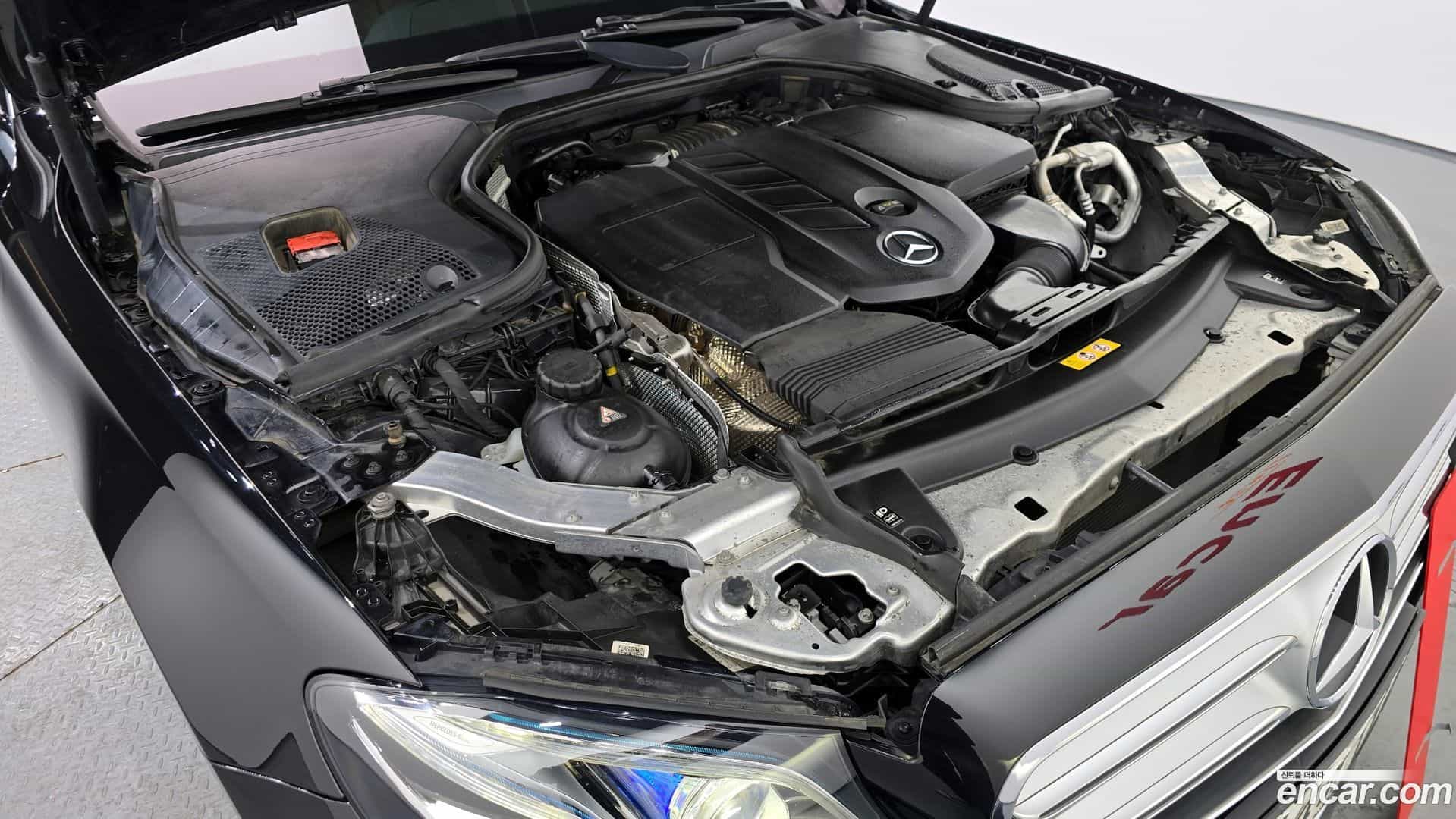 E-Class Mercedes-Benz 2017.0-INNER-006