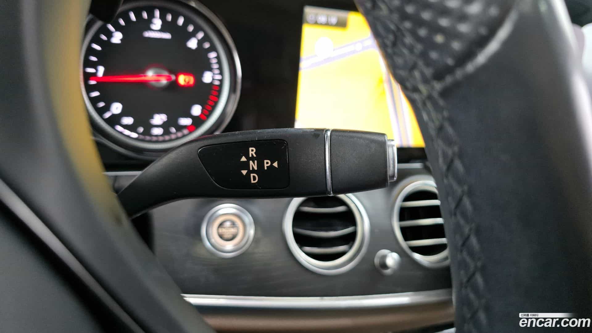 E-Class Mercedes-Benz 2017.0-INNER-009