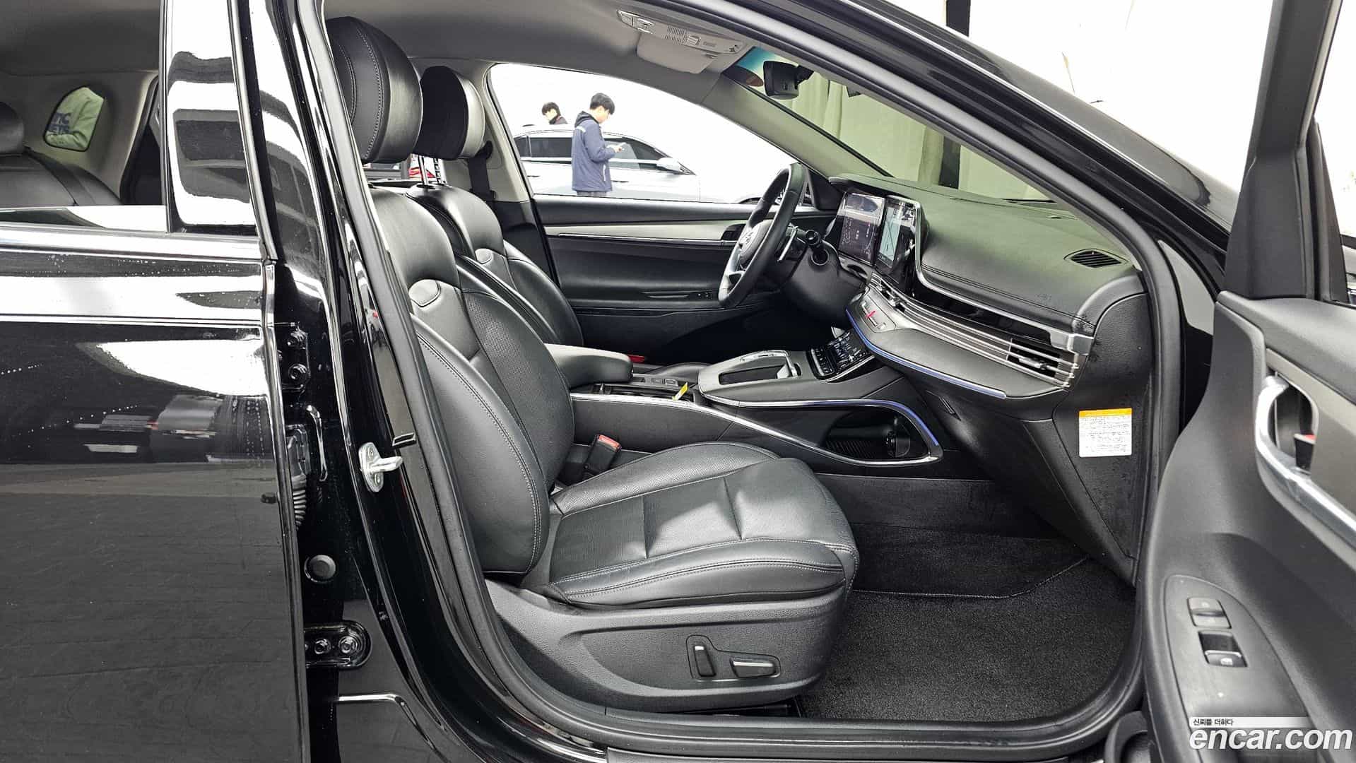 Grandeur Hyundai 2022.3-OPTION-015