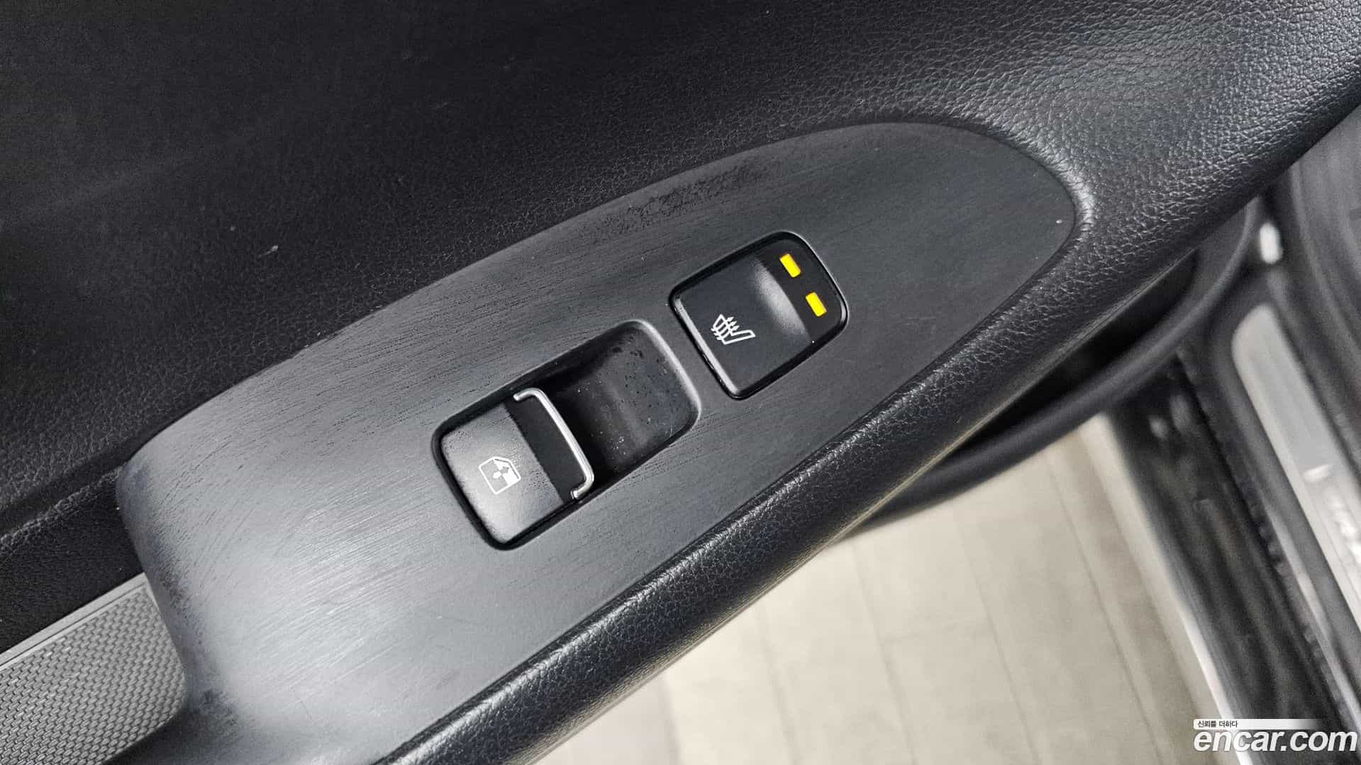 Grandeur Hyundai 2022.3-OPTION-023