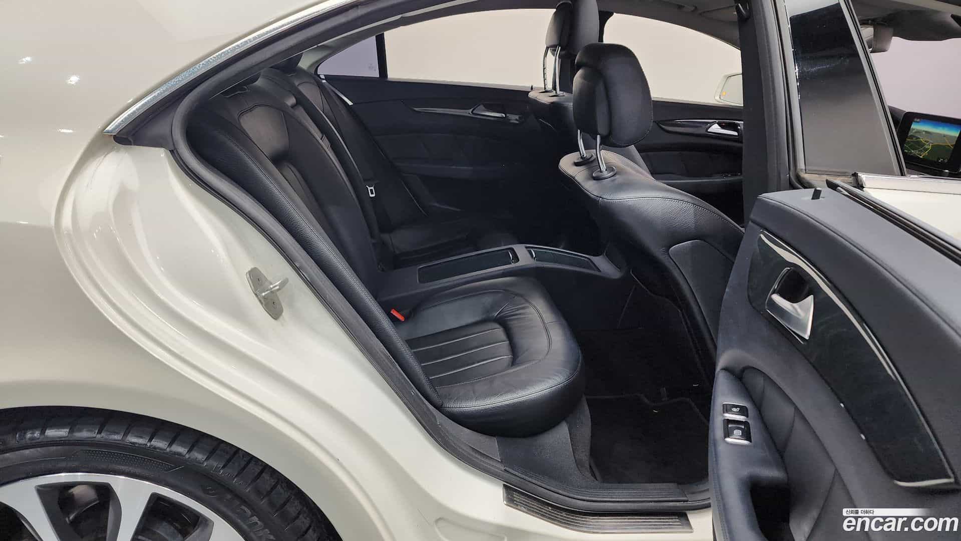 CLS-Class Mercedes-Benz 2017.2-OPTION-016