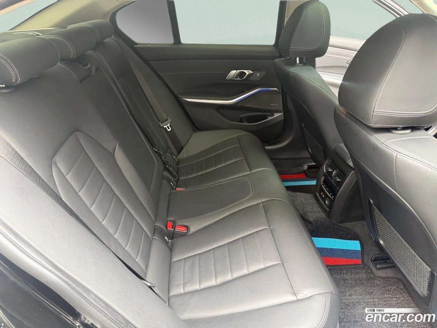 Main__Slider__Photo:3-Series BMW 2019.8-9