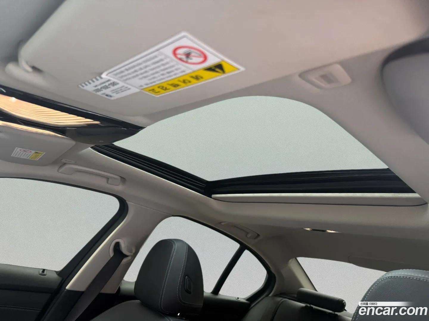 Main__Slider__Photo:3-Series BMW 2019.8-18