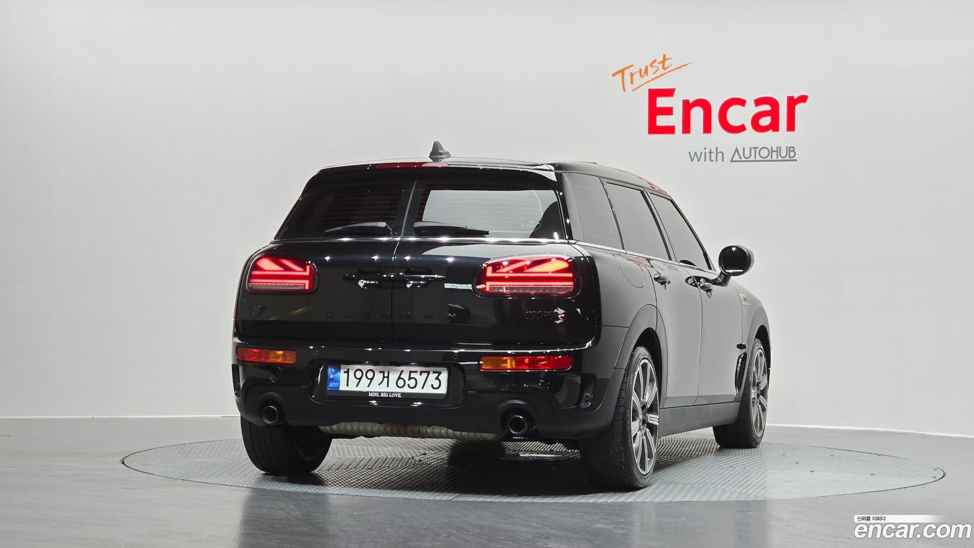 Main__Slider__Photo:Clubman Mini 2022.8-3