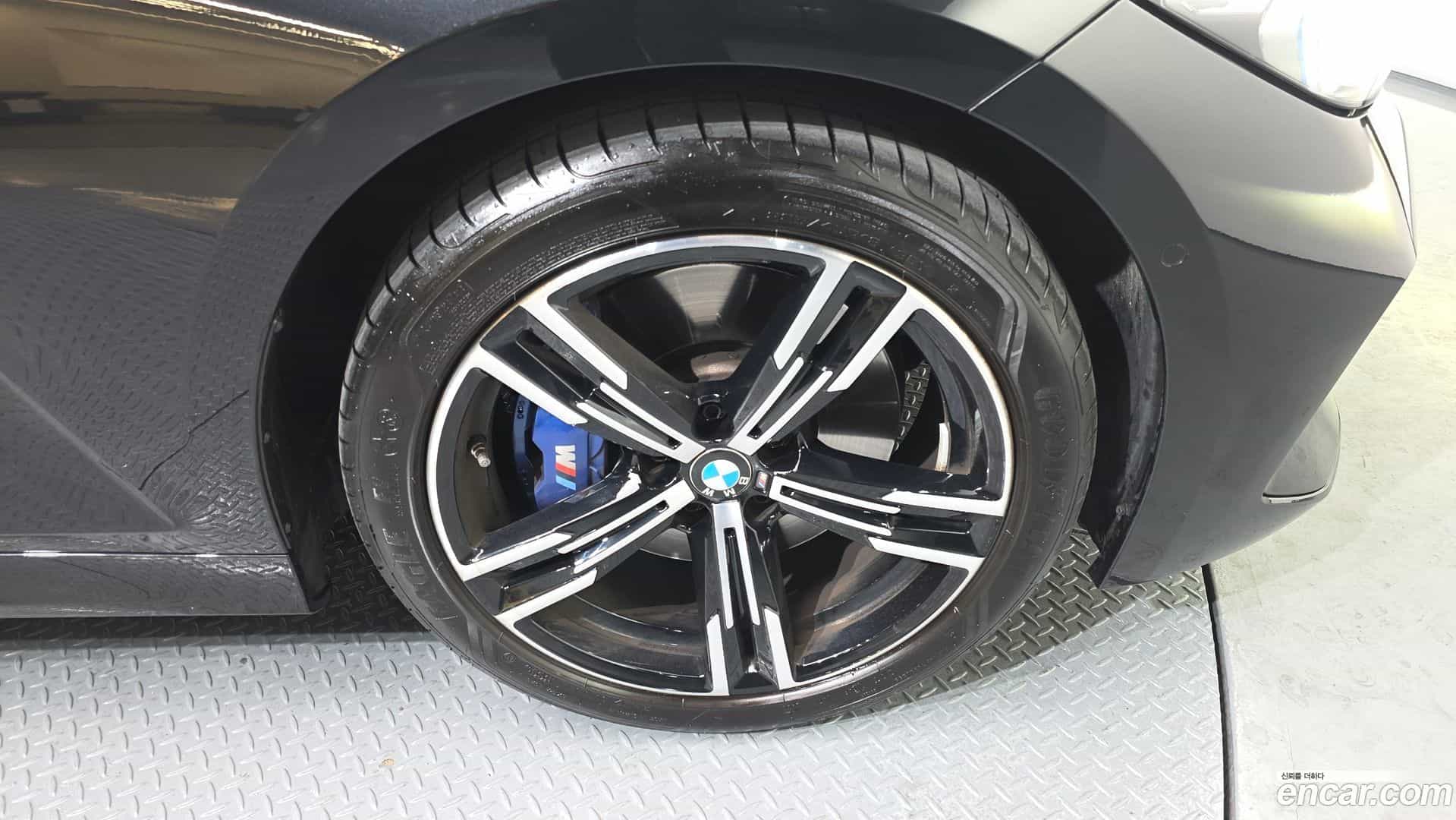 3-Series BMW 2023.9-OUTER-005