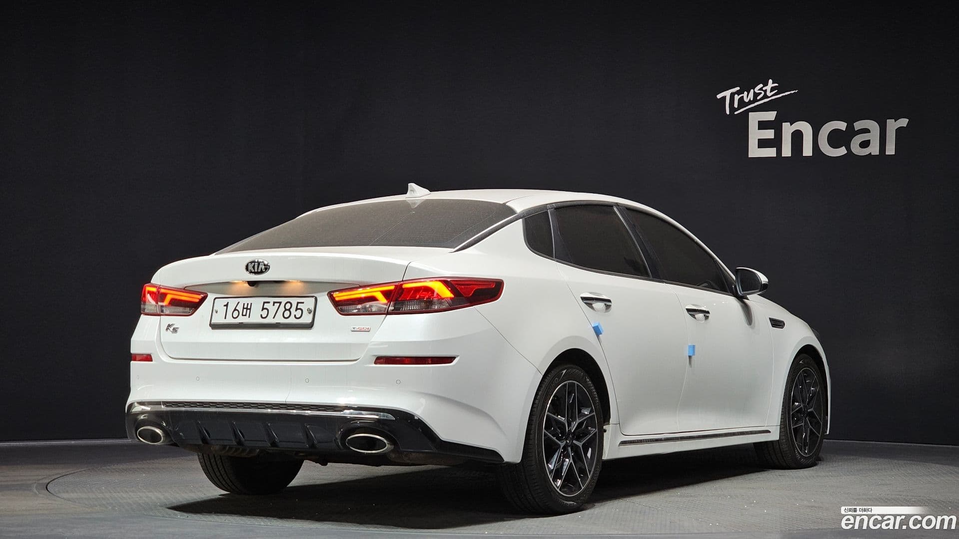 Main__Slider__Photo:K5 Kia 2018.2-1