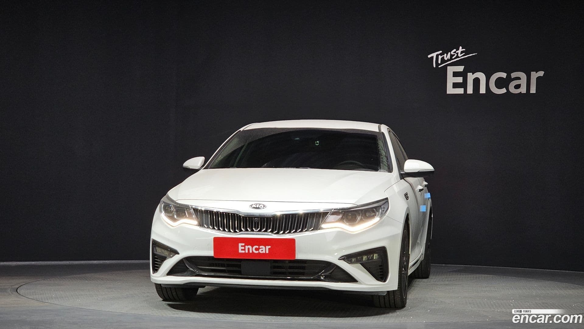 Main__Slider__Photo:K5 Kia 2018.2-2