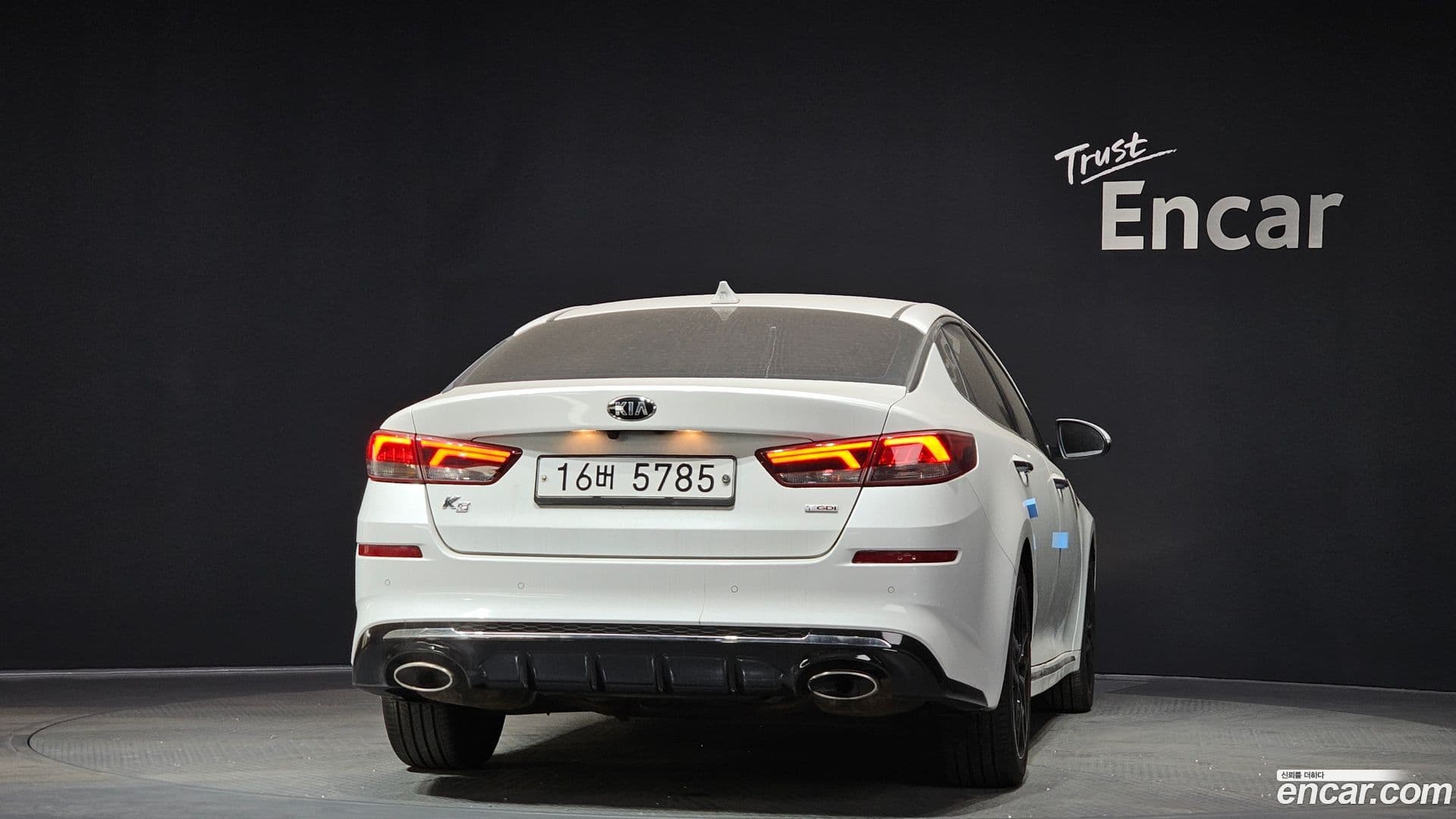 Main__Slider__Photo:K5 Kia 2018.2-3