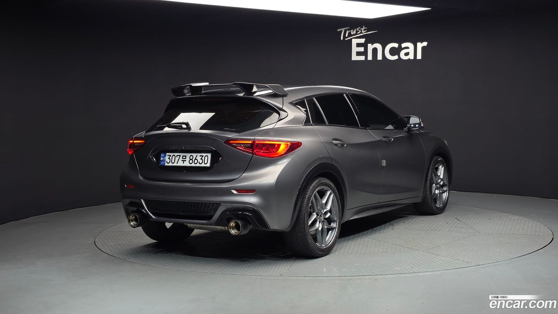 Main__Slider__Photo:Q30 Infiniti 2017.11-1