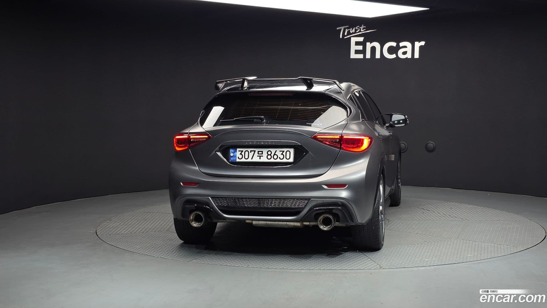 Main__Slider__Photo:Q30 Infiniti 2017.11-3