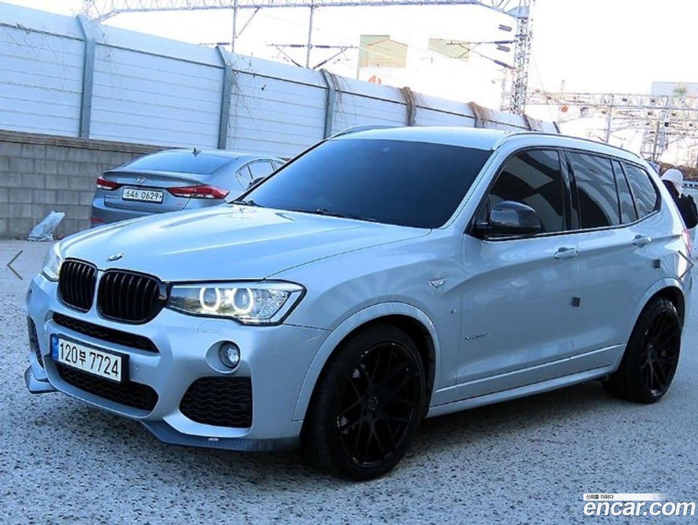 Main__Slider__Photo:X3 BMW 2015.0-1