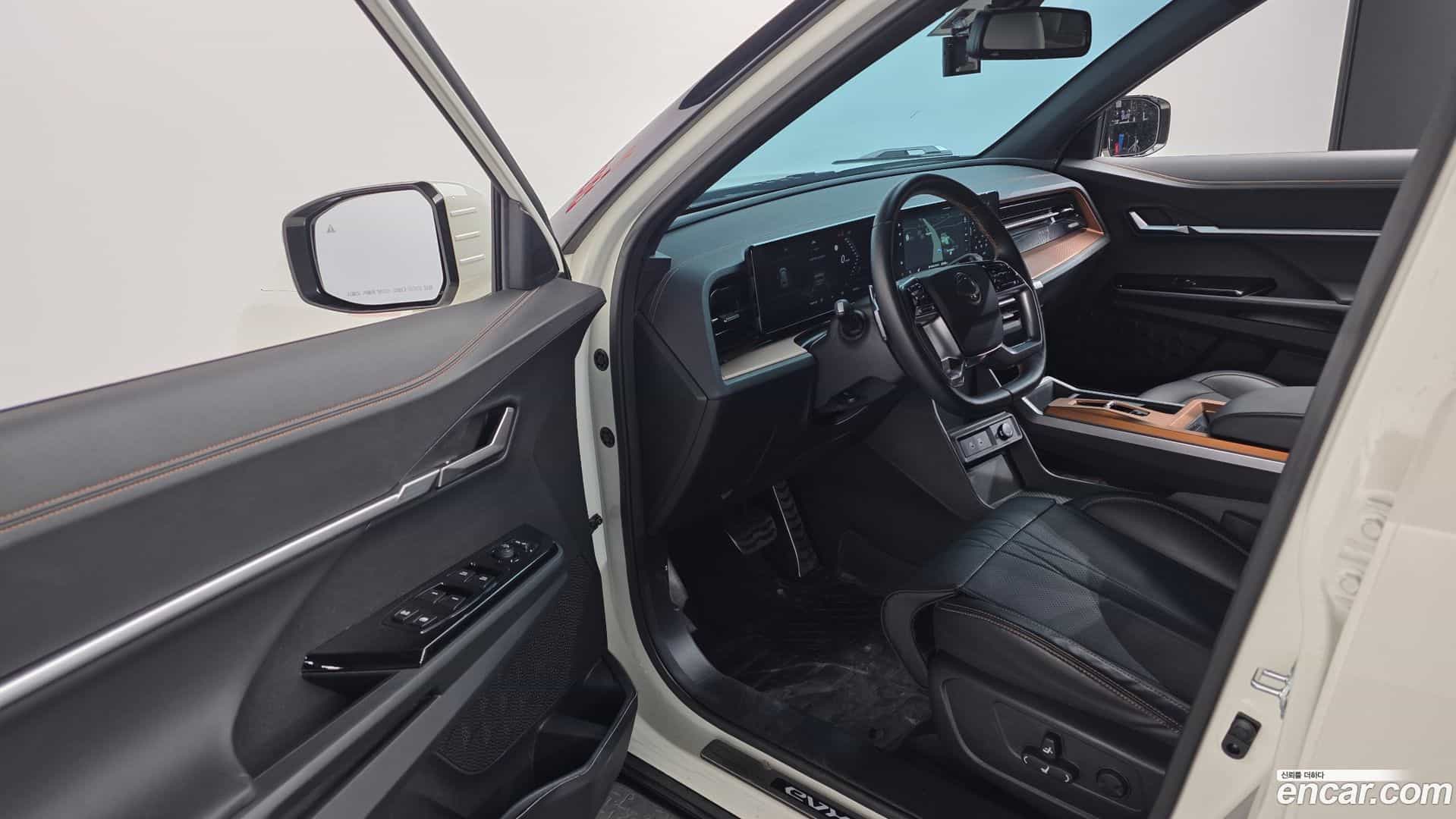 Torres KG_Mobility_Ssangyong 2024.6-OPTION-015