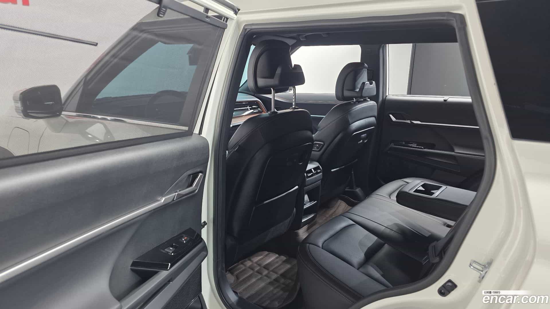 Torres KG_Mobility_Ssangyong 2024.6-OPTION-021