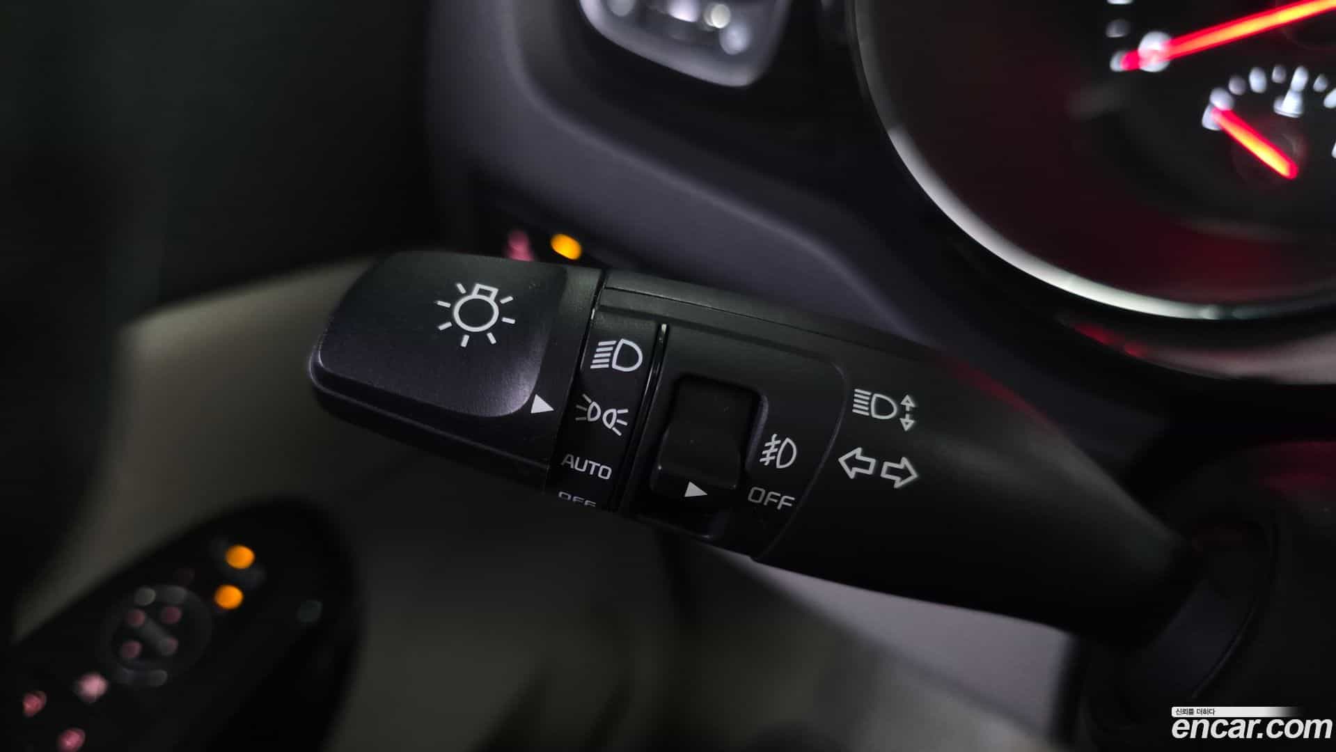 Canival Kia 2019.1-OPTION-021