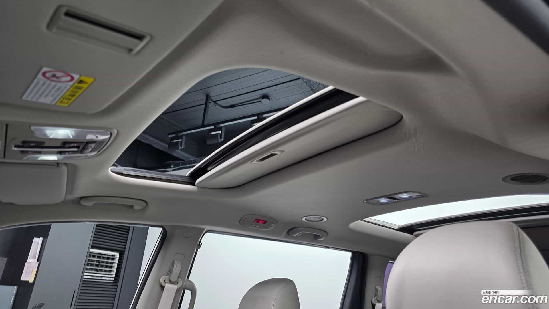 Canival Kia 2019.1-OPTION-023