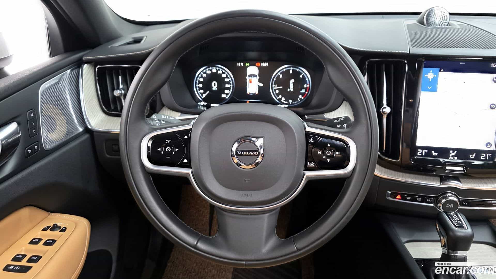 XC60 Volvo 2019.1-OPTION-017