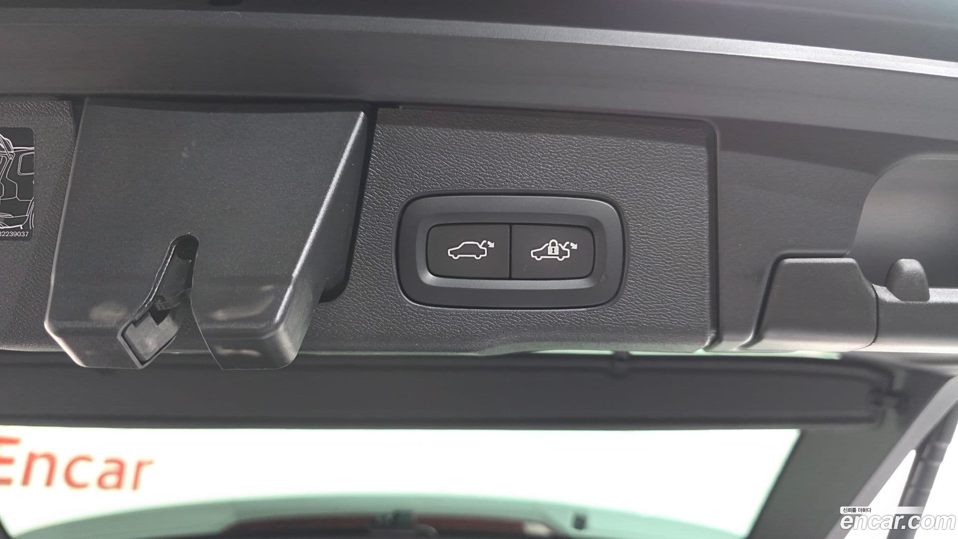 Main__Slider__Photo:XC60 Volvo 2019.1-19