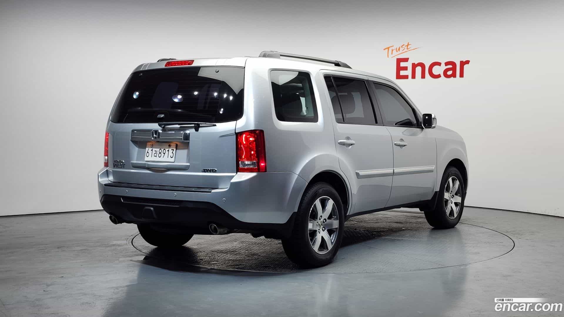 Pilot Honda 2014.6-OUTER-002