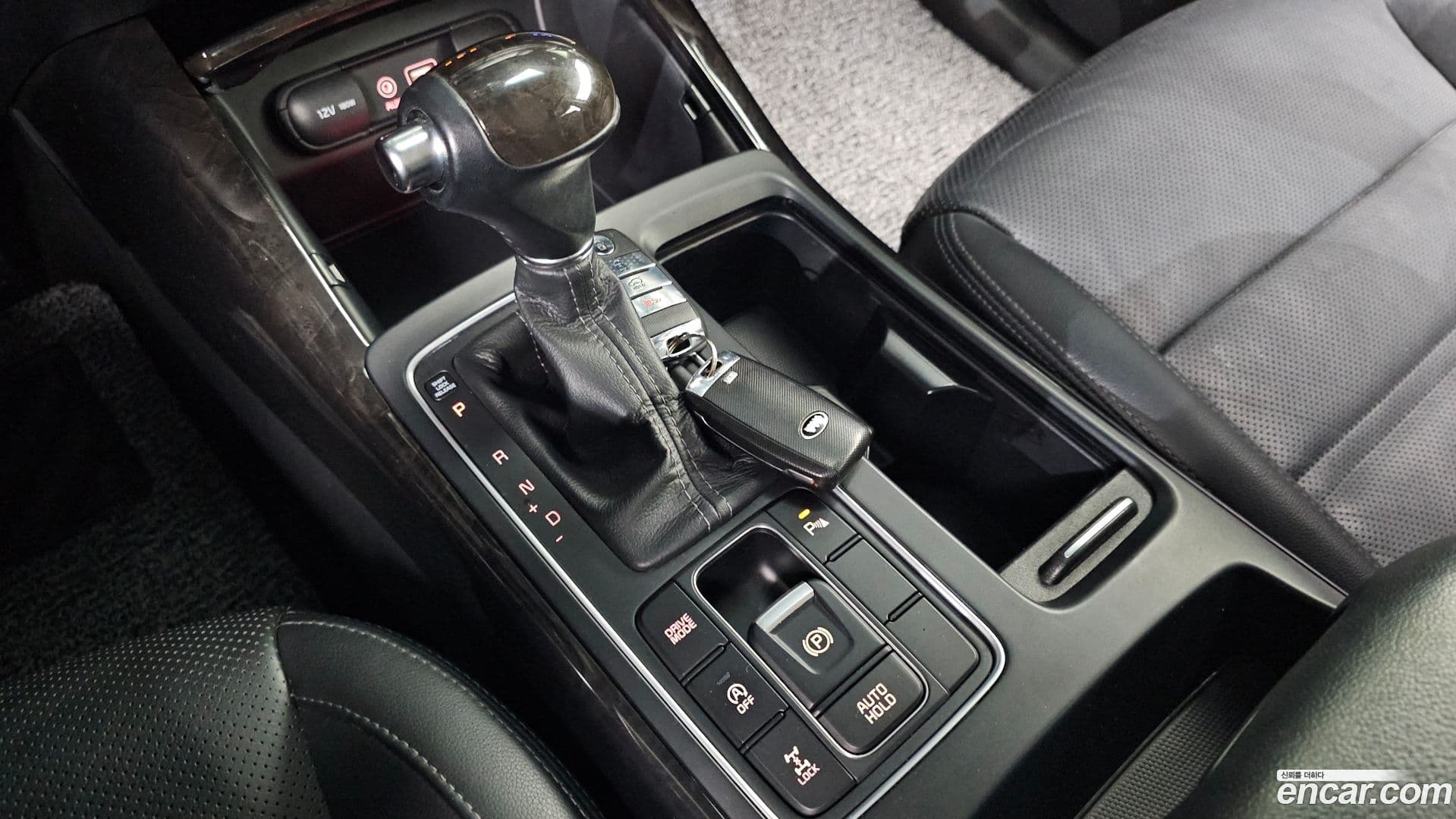 Main__Slider__Photo:Sorento Kia 2015.5-8