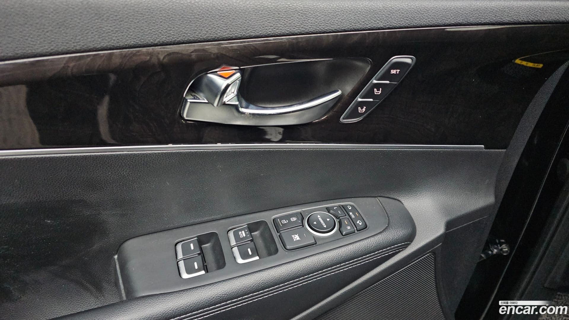 Main__Slider__Photo:Sorento Kia 2015.5-11