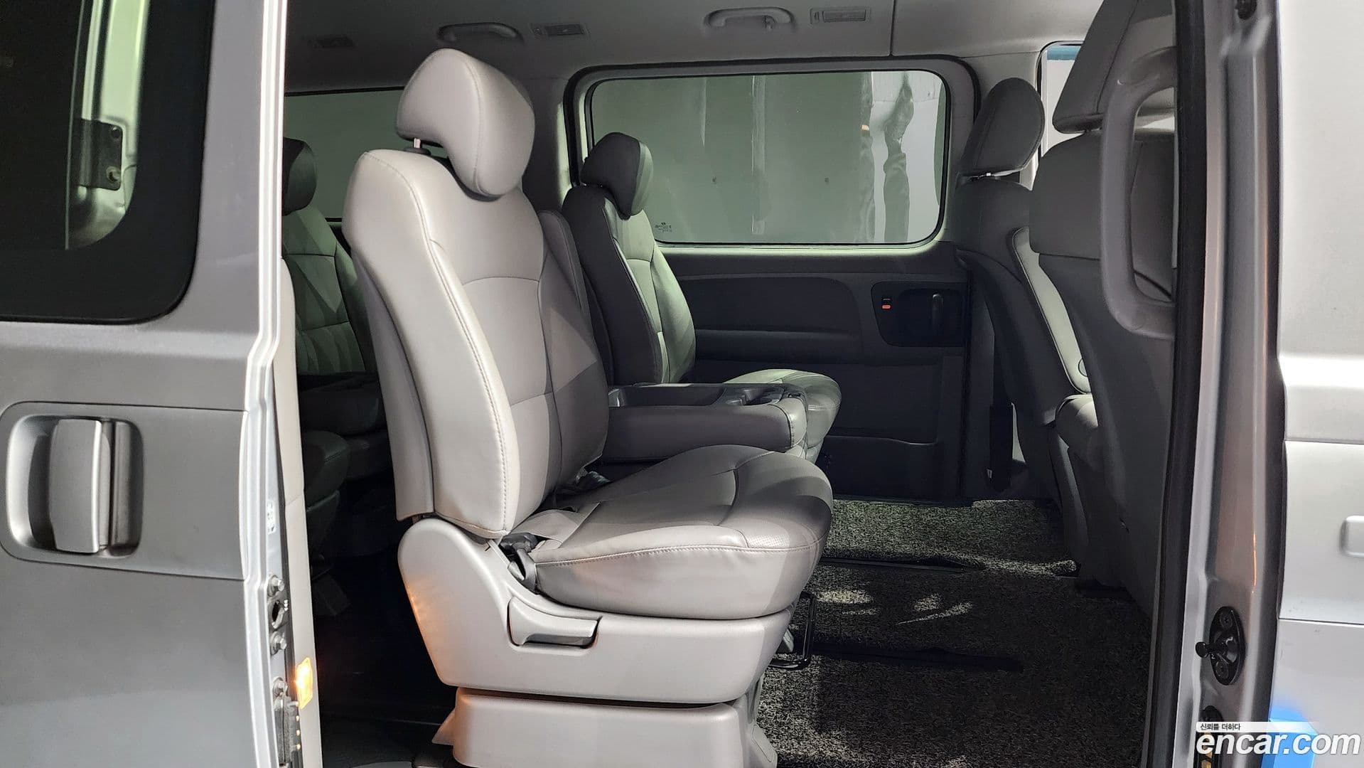 Main__Slider__Photo:Starex Hyundai 2020.7-11