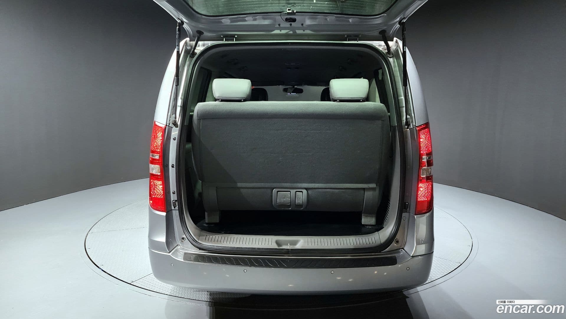 Main__Slider__Photo:Starex Hyundai 2020.7-19