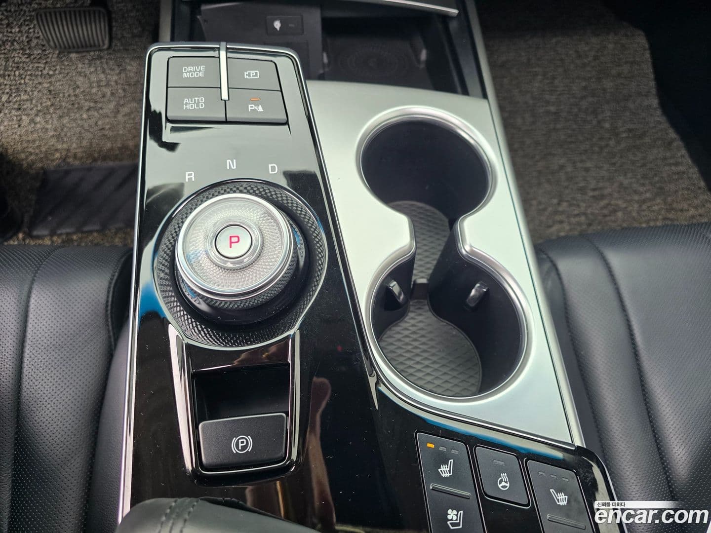 Main__Slider__Photo:K8 Kia 2021.4-6