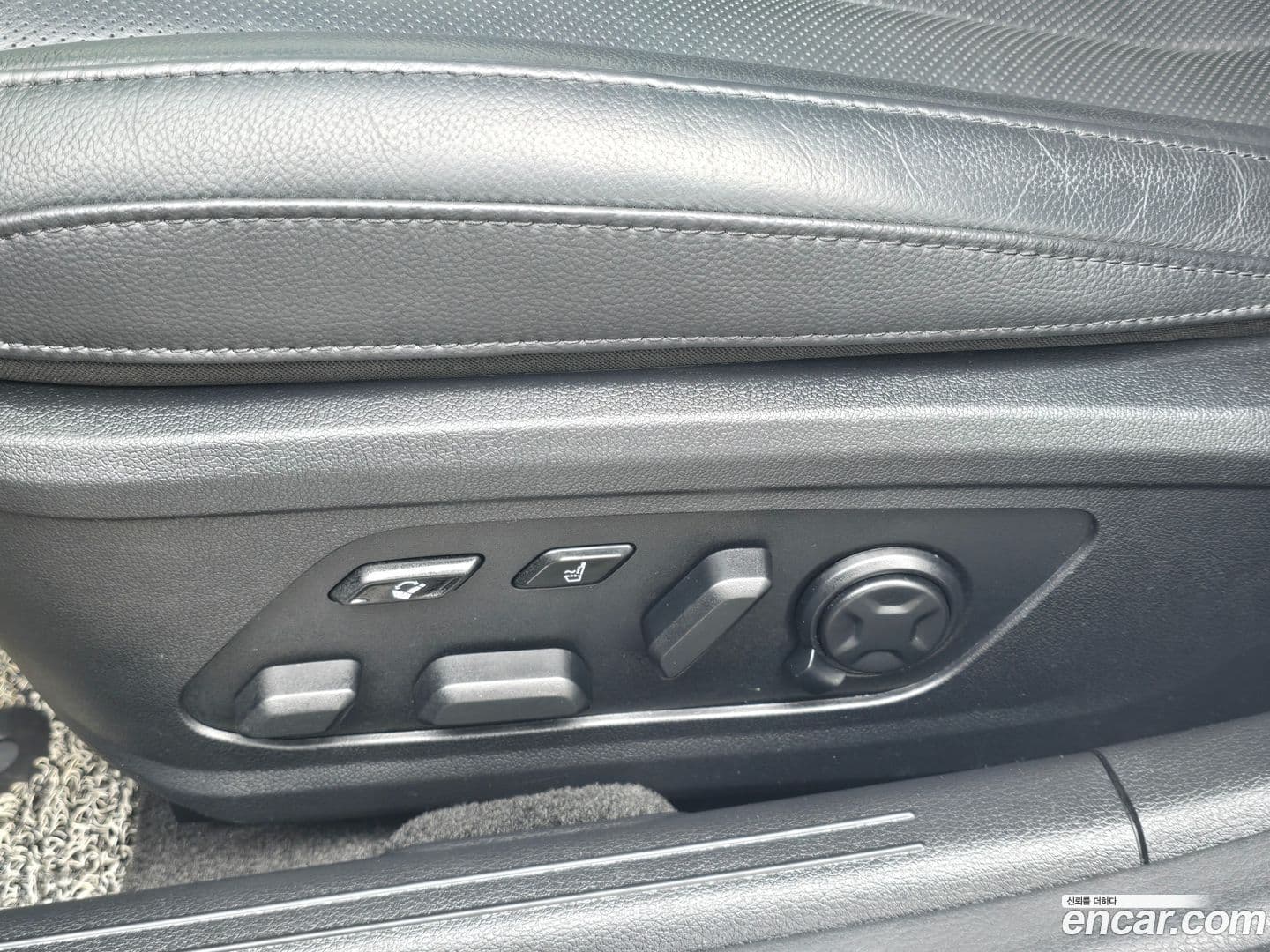 Main__Slider__Photo:K8 Kia 2021.4-17