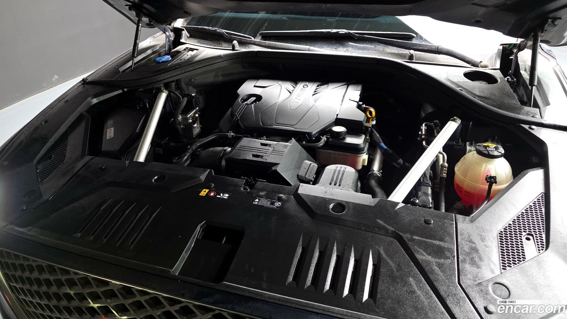 Main__Slider__Photo:GV70 Genesis 2021.11-5