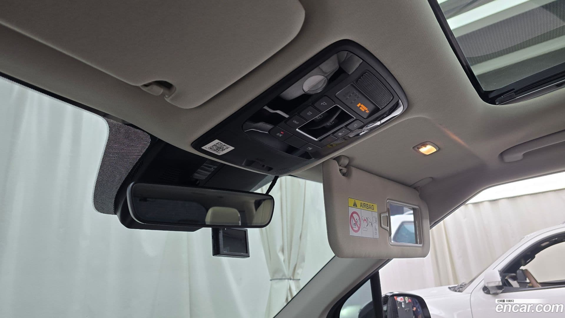 Main__Slider__Photo:Canival Kia 2021.2-16