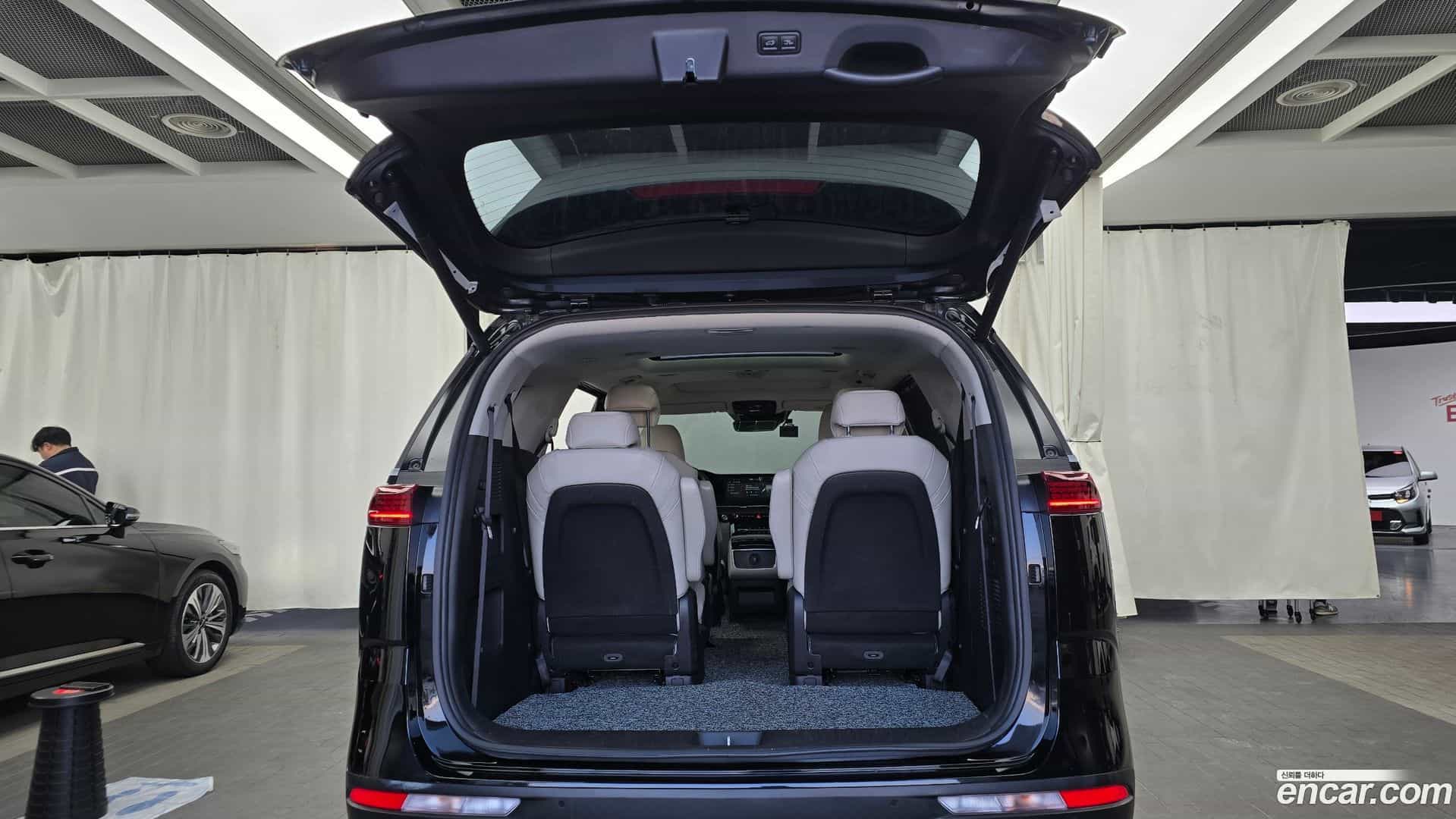 Canival Kia 2021.2-OPTION-024