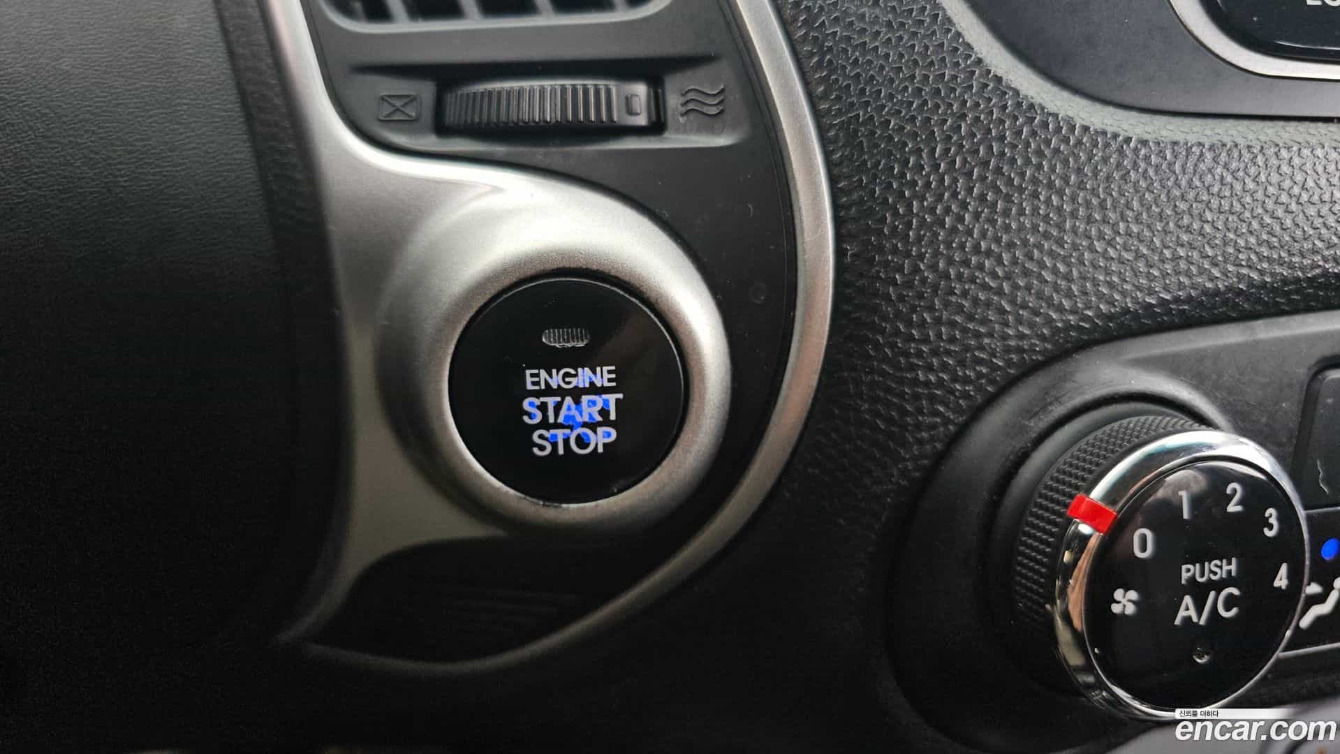 Tucson Hyundai 2012.10-OPTION-023