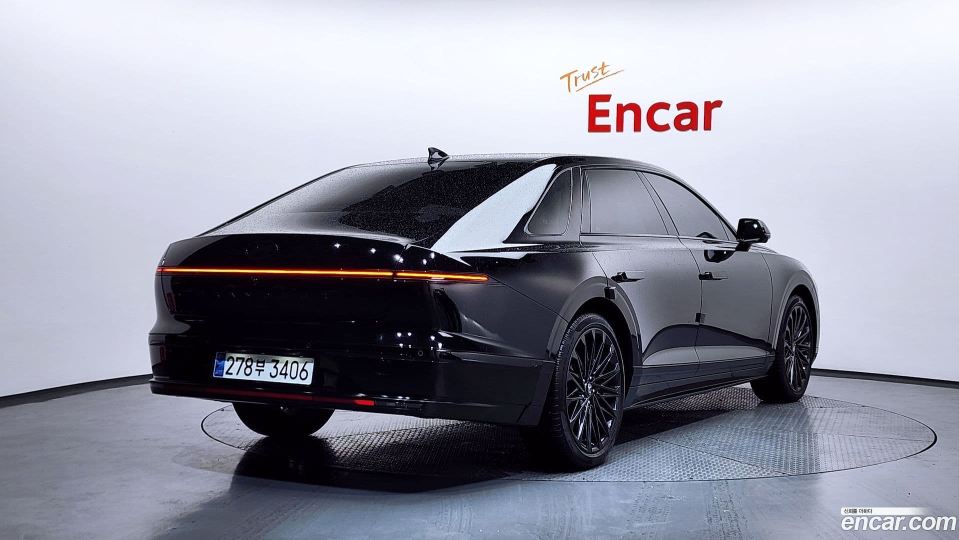 Main__Slider__Photo:Grandeur Hyundai 2024.0-1