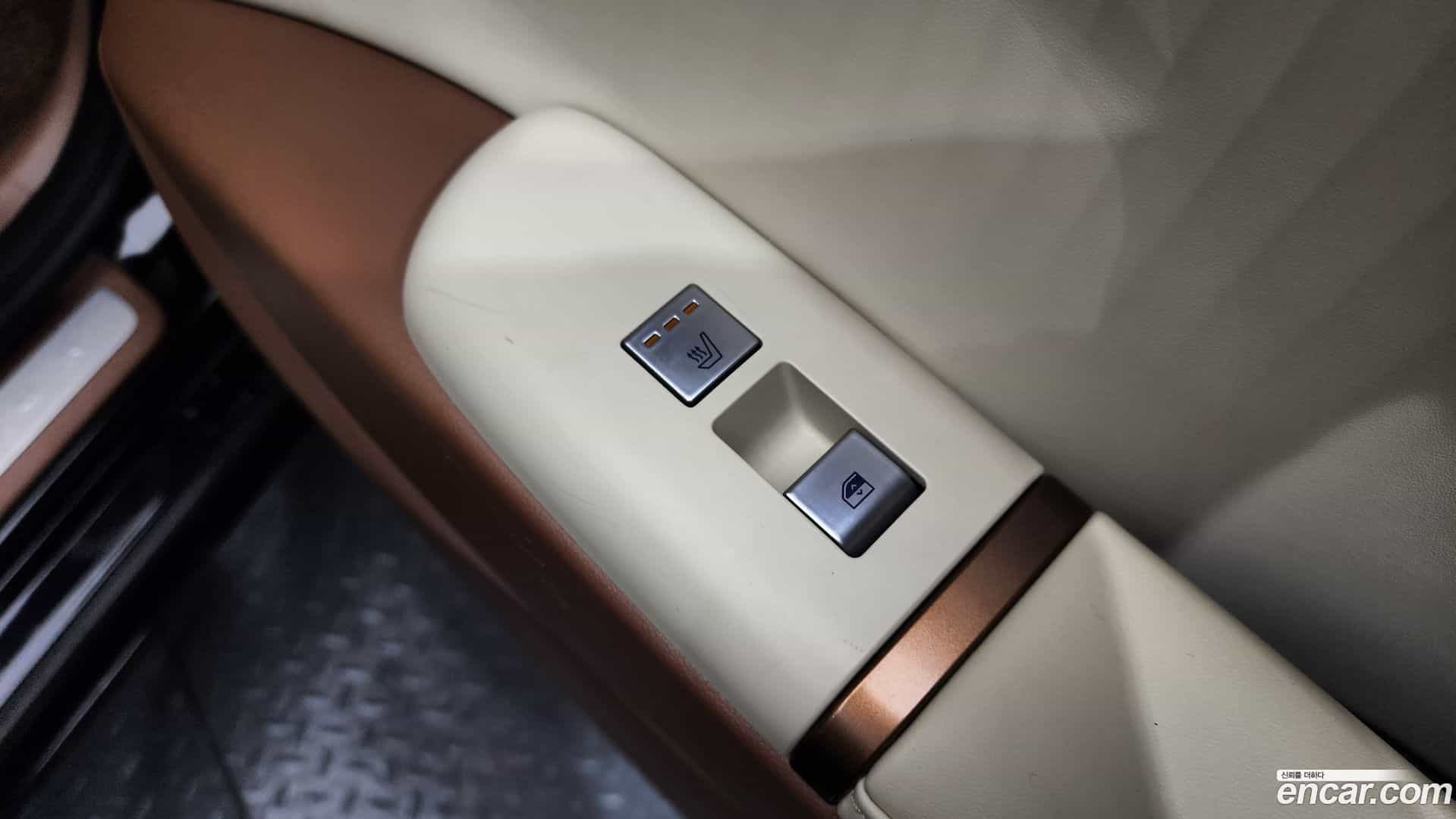 Grandeur Hyundai 2024.0-OPTION-022